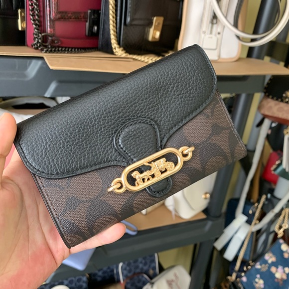 coach jade medium envelope wallet